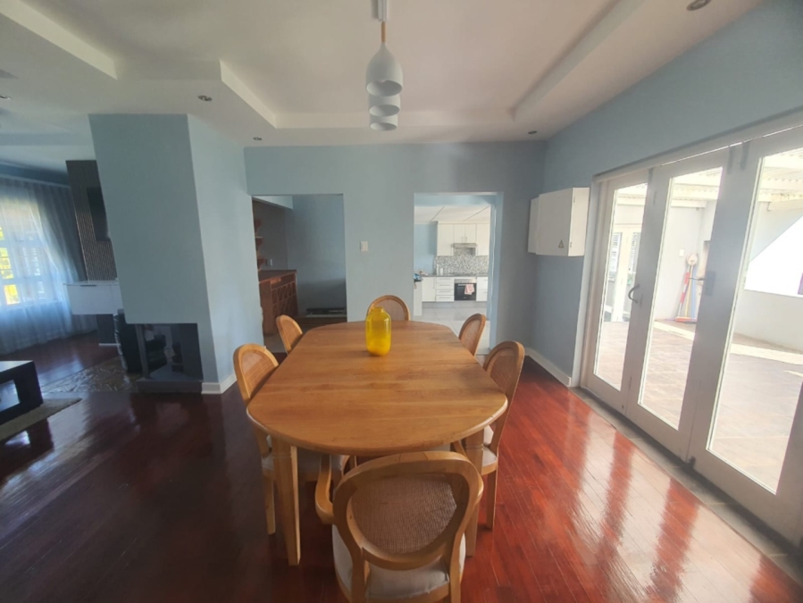 To Let 4 Bedroom Property for Rent in Nahoon Eastern Cape
